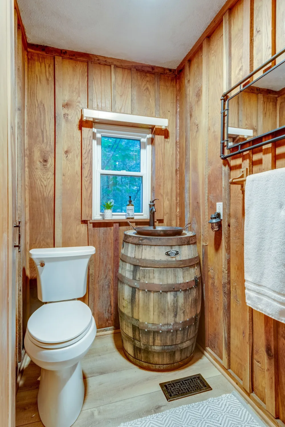 150 Humpty Dumpty Rd White Bluff, TN 37187