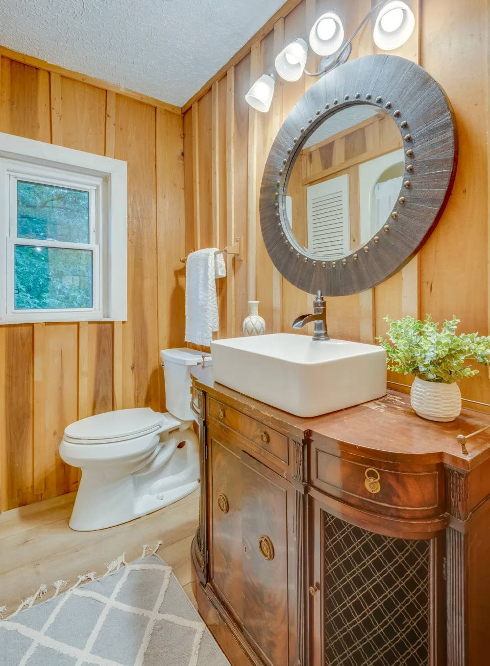 150 Humpty Dumpty Rd White Bluff, TN 37187