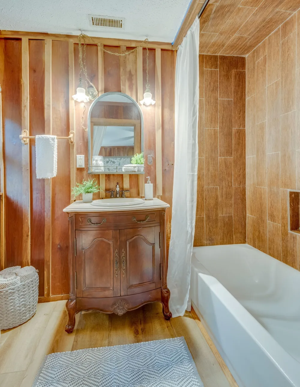 150 Humpty Dumpty Rd White Bluff, TN 37187