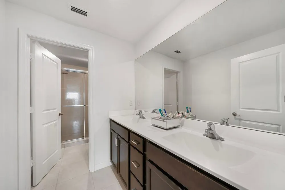 2004 Sugar Maple Drive Riviera Beach, FL 33410