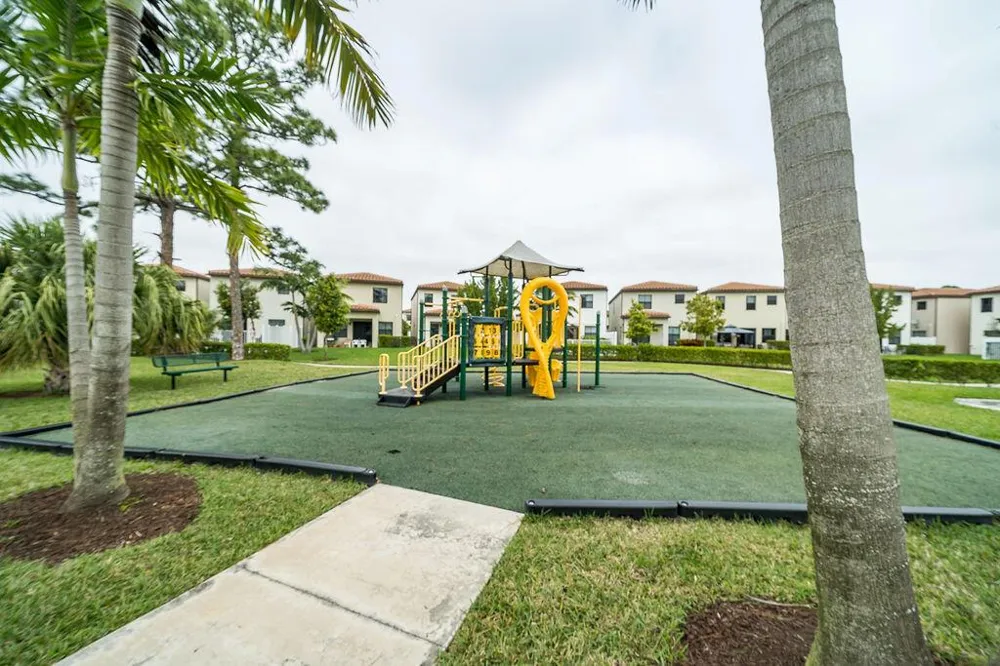 2004 Sugar Maple Drive Riviera Beach, FL 33410