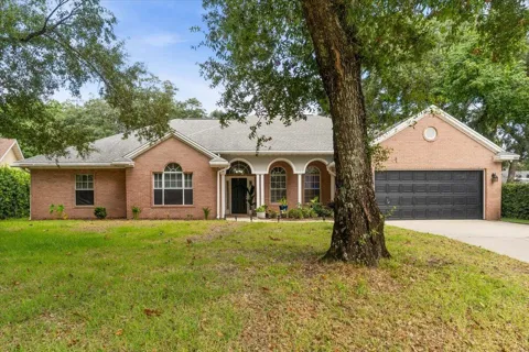 2809 Lee Trevino Court