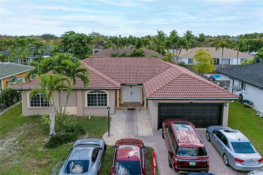 15330 SW 170th Ter Miami, FL 33187