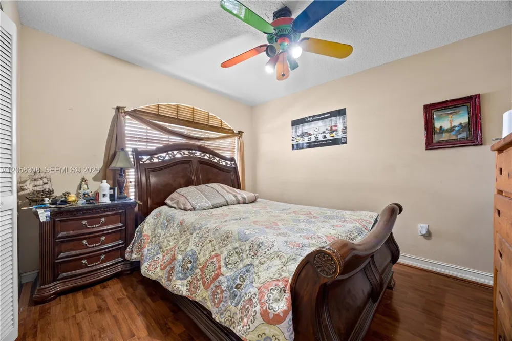 15330 SW 170th Ter Miami, FL 33187