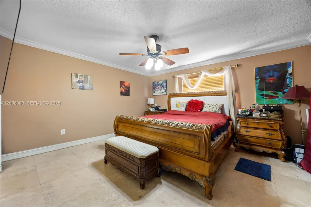 15330 SW 170th Ter Miami, FL 33187