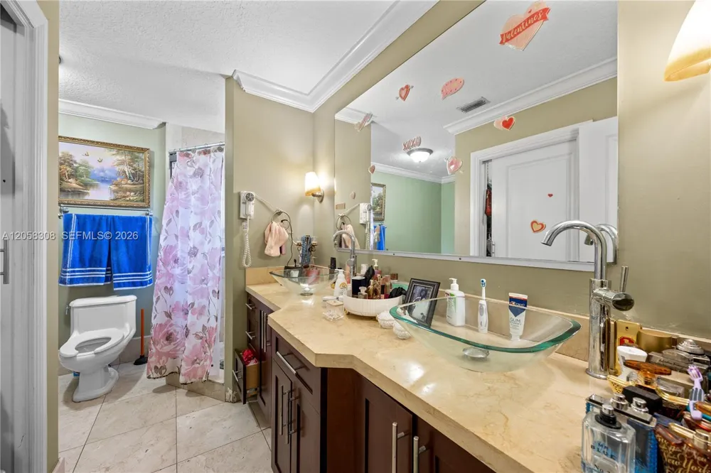 15330 SW 170th Ter Miami, FL 33187