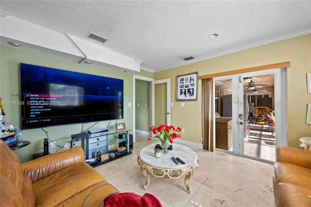 15330 SW 170th Ter Miami, FL 33187
