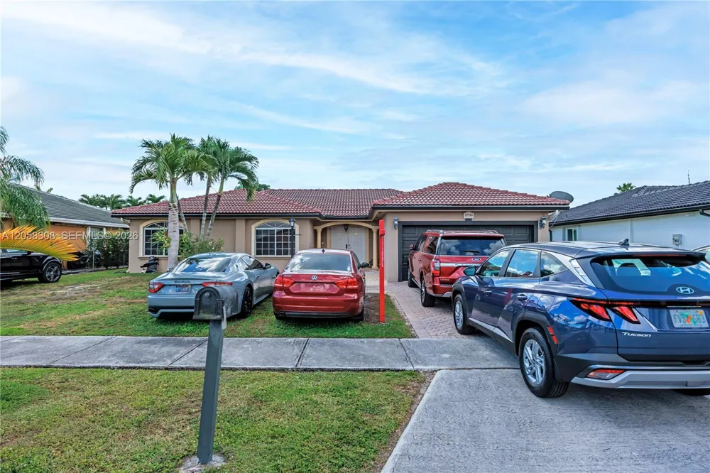 15330 SW 170th Ter Miami, FL 33187