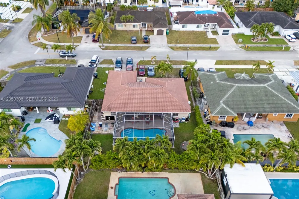 15330 SW 170th Ter Miami, FL 33187