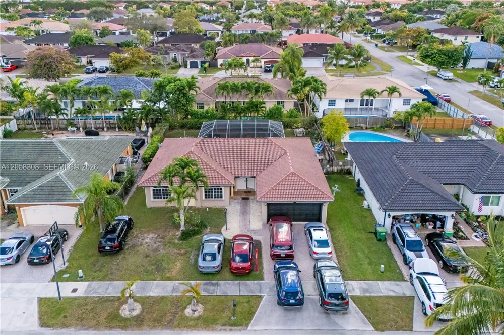 15330 SW 170th Ter Miami, FL 33187