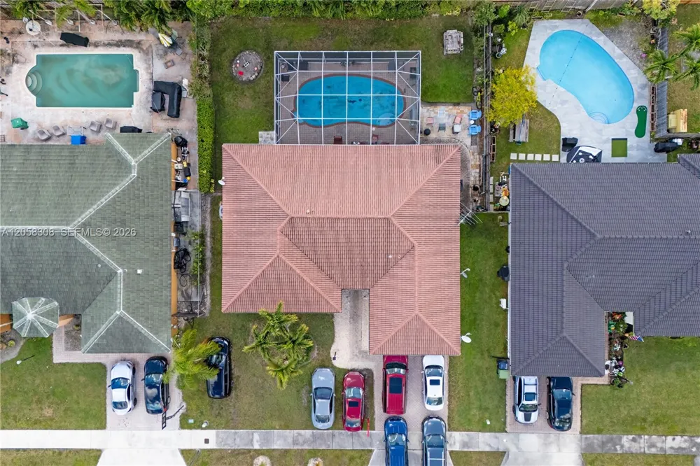 15330 SW 170th Ter Miami, FL 33187