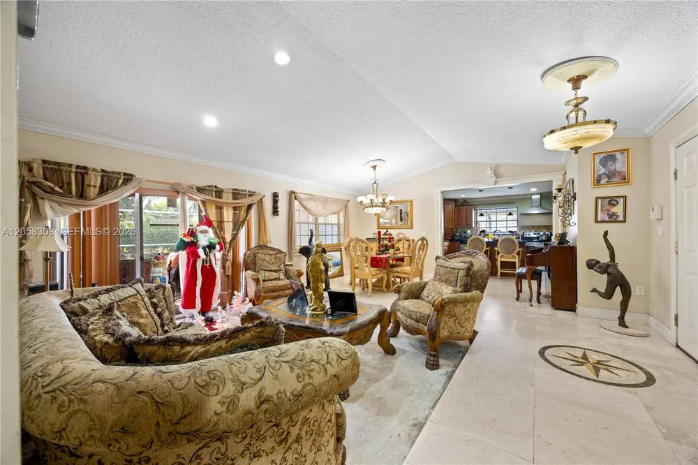 15330 SW 170th Ter Miami, FL 33187