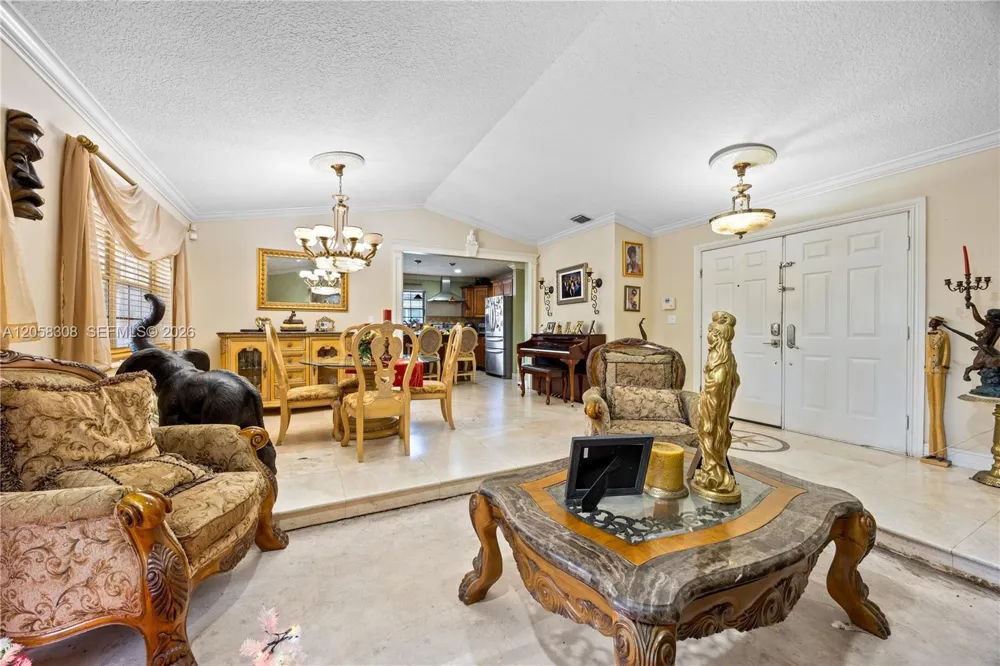 15330 SW 170th Ter Miami, FL 33187