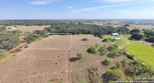 TBD County Road 665 Devine, TX 78016