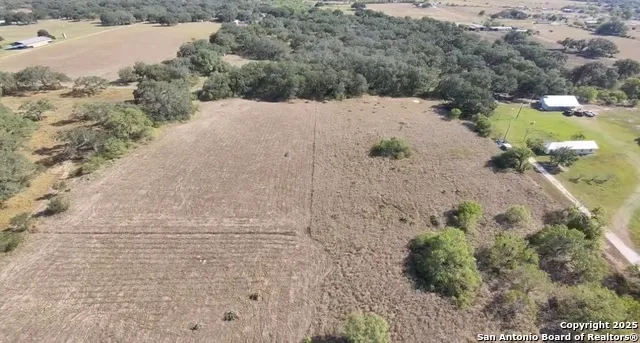 TBD County Road 665 Devine, TX 78016