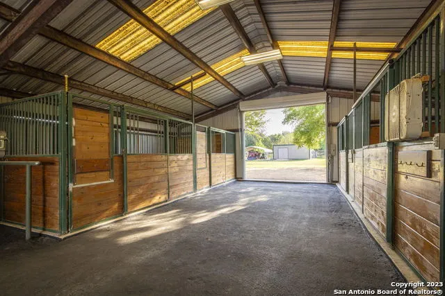1940 Lower Seguin Rd Marion, TX 78124