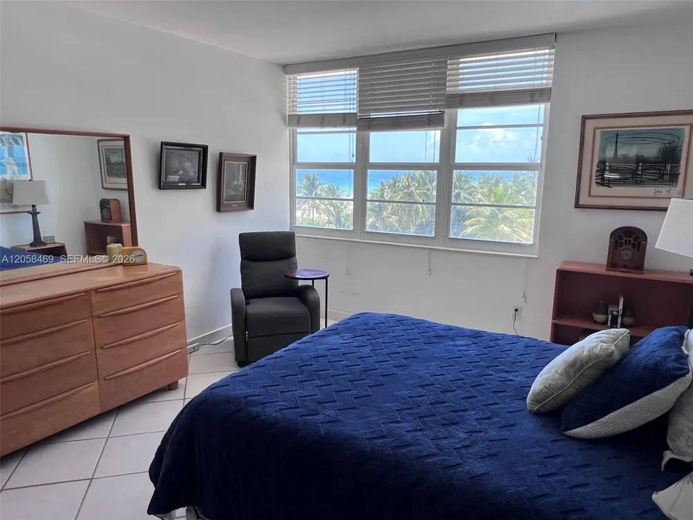100 Lincoln Rd #542 Miami Beach, FL 33139