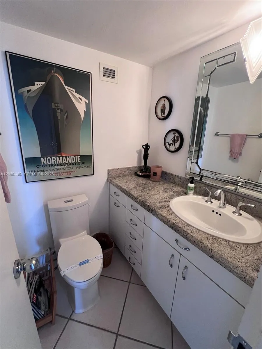 100 Lincoln Rd #542 Miami Beach, FL 33139