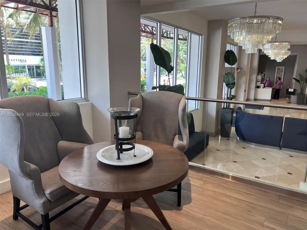 100 Lincoln Rd #542 Miami Beach, FL 33139