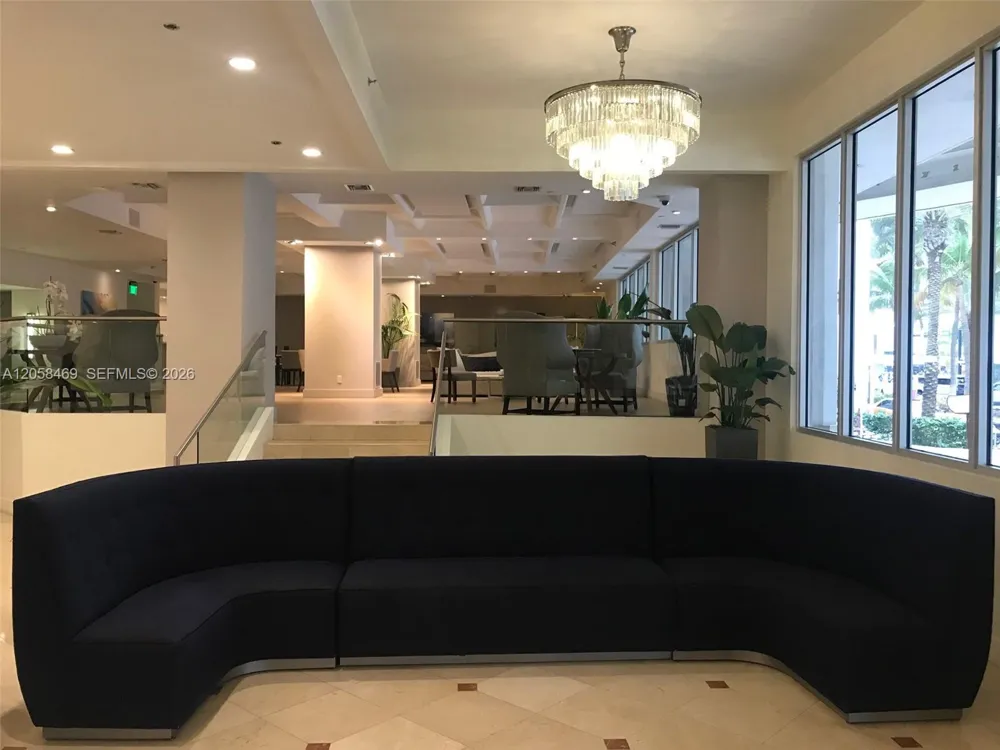 100 Lincoln Rd #542 Miami Beach, FL 33139