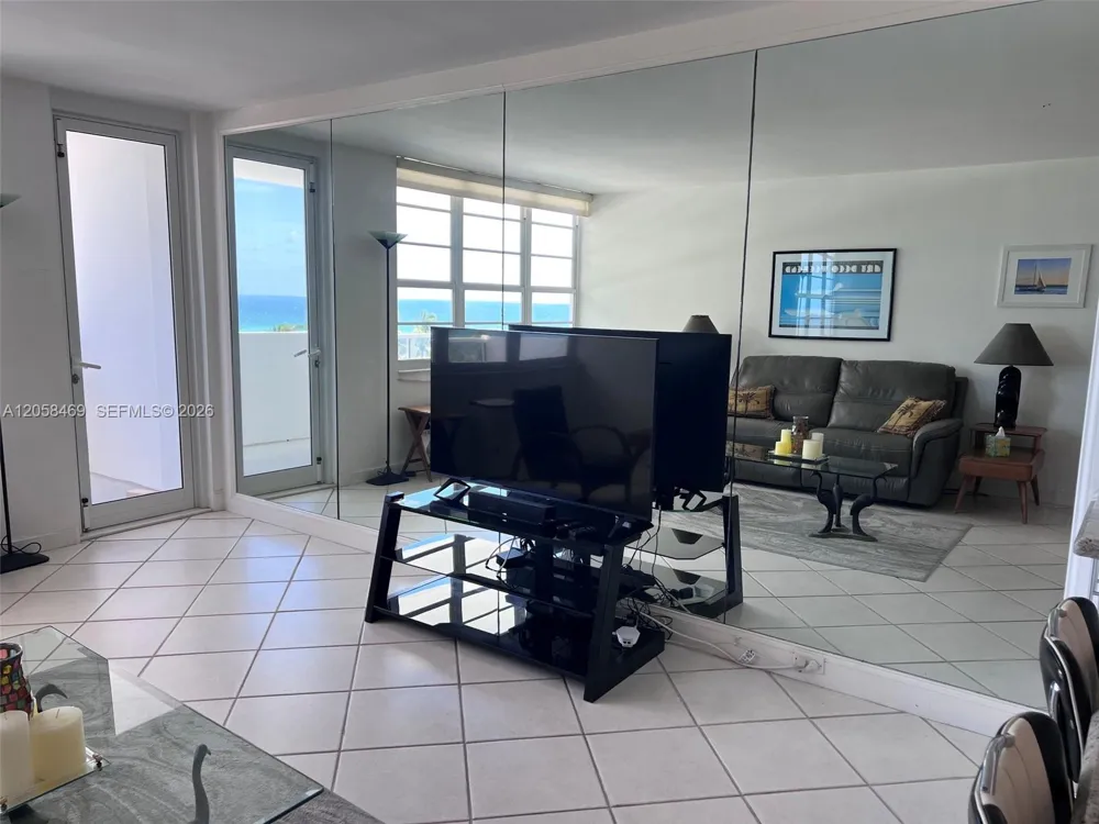 100 Lincoln Rd #542 Miami Beach, FL 33139