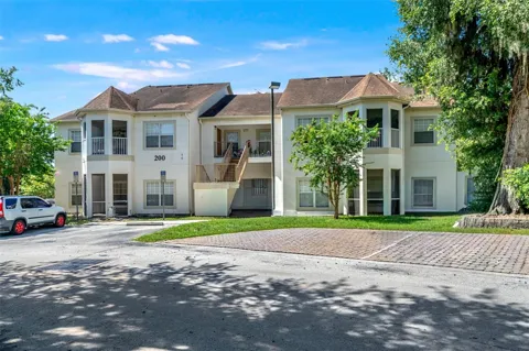 970 SPRING GARDEN AVENUE #212