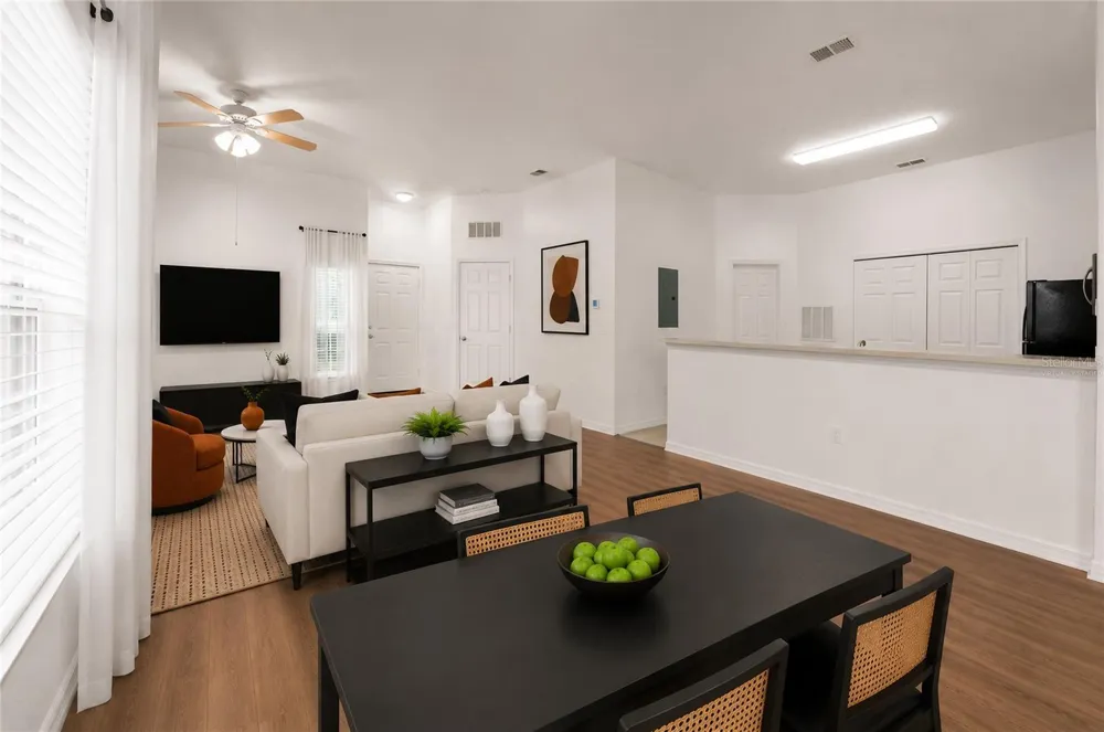 970 SPRING GARDEN AVENUE #212 Deland, FL 32720