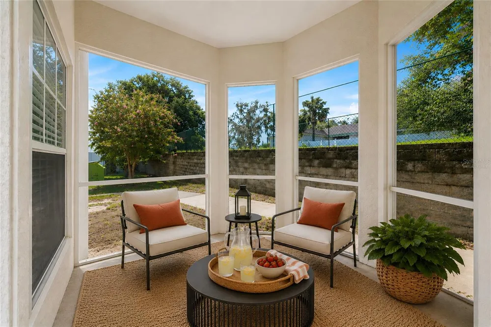 970 SPRING GARDEN AVENUE #212 Deland, FL 32720