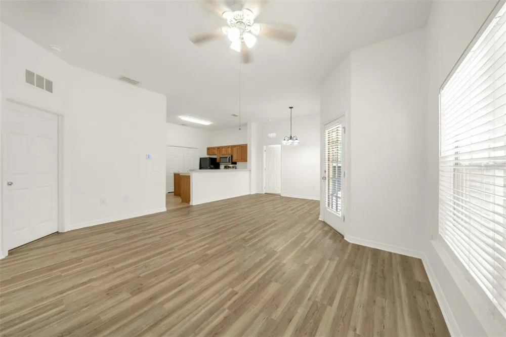 970 SPRING GARDEN AVENUE #212 Deland, FL 32720
