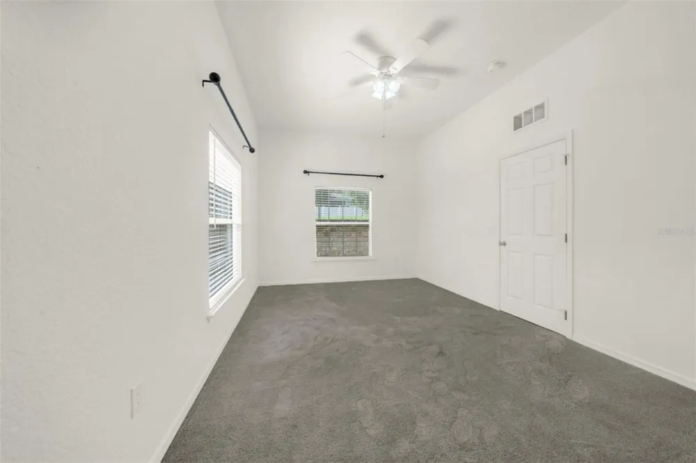 970 SPRING GARDEN AVENUE #212 Deland, FL 32720
