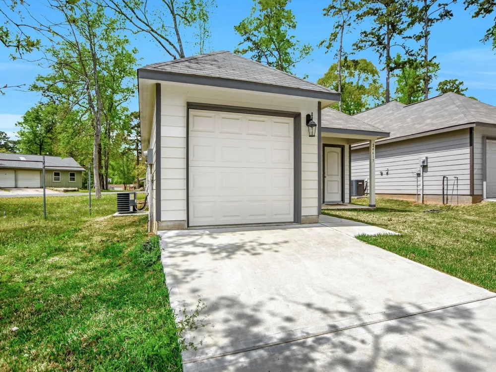 24617 Pools Creek Way Way Huntsville, TX 77320