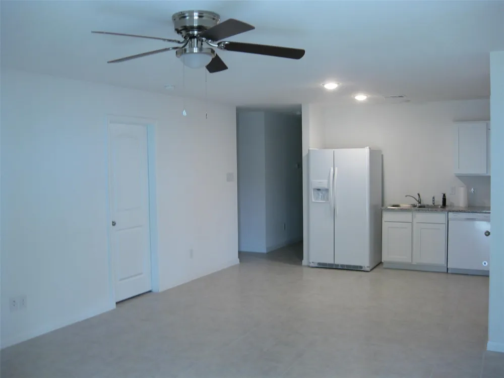 24617 Pools Creek Way Way Huntsville, TX 77320