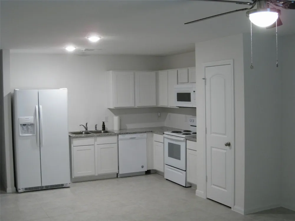 24617 Pools Creek Way Way Huntsville, TX 77320