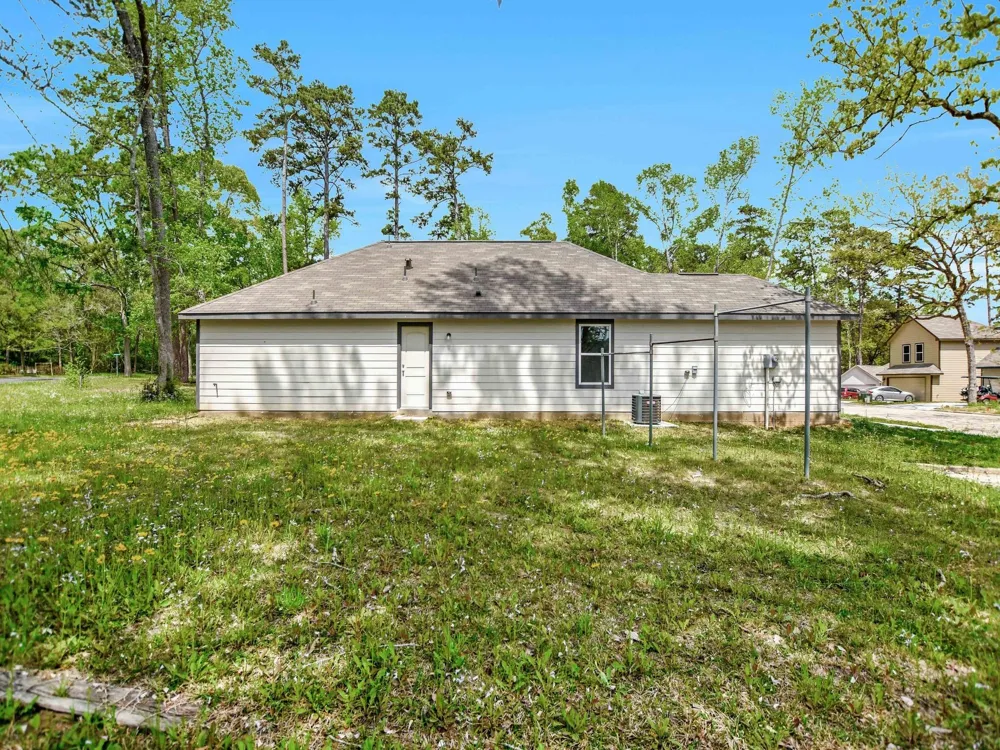24617 Pools Creek Way Way Huntsville, TX 77320