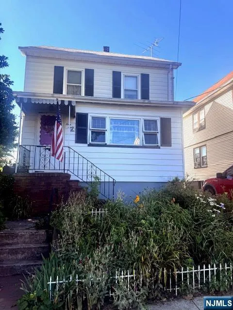 166 E 3rd Street
