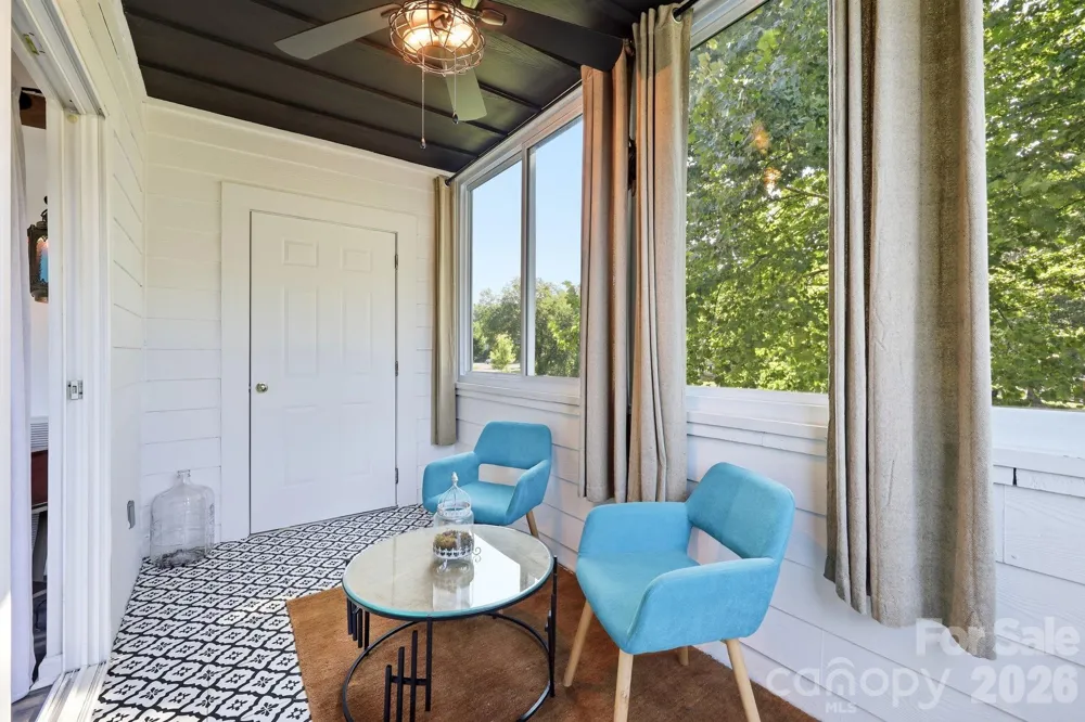 2705 Deermouse Way Hendersonville, NC 28792