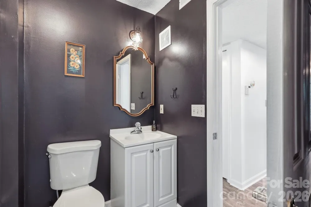 2705 Deermouse Way Hendersonville, NC 28792