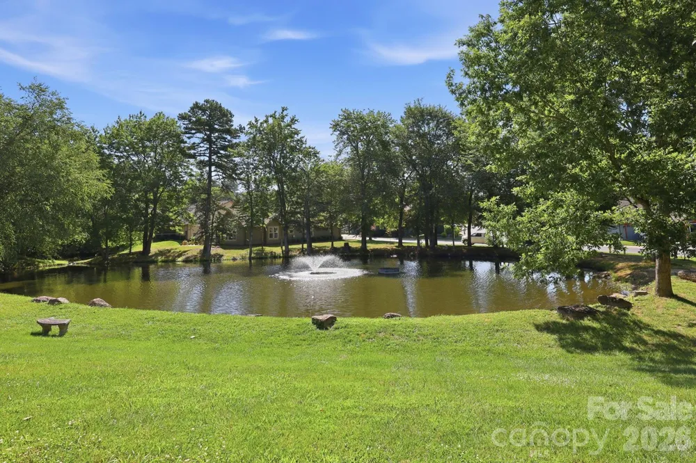 2705 Deermouse Way Hendersonville, NC 28792