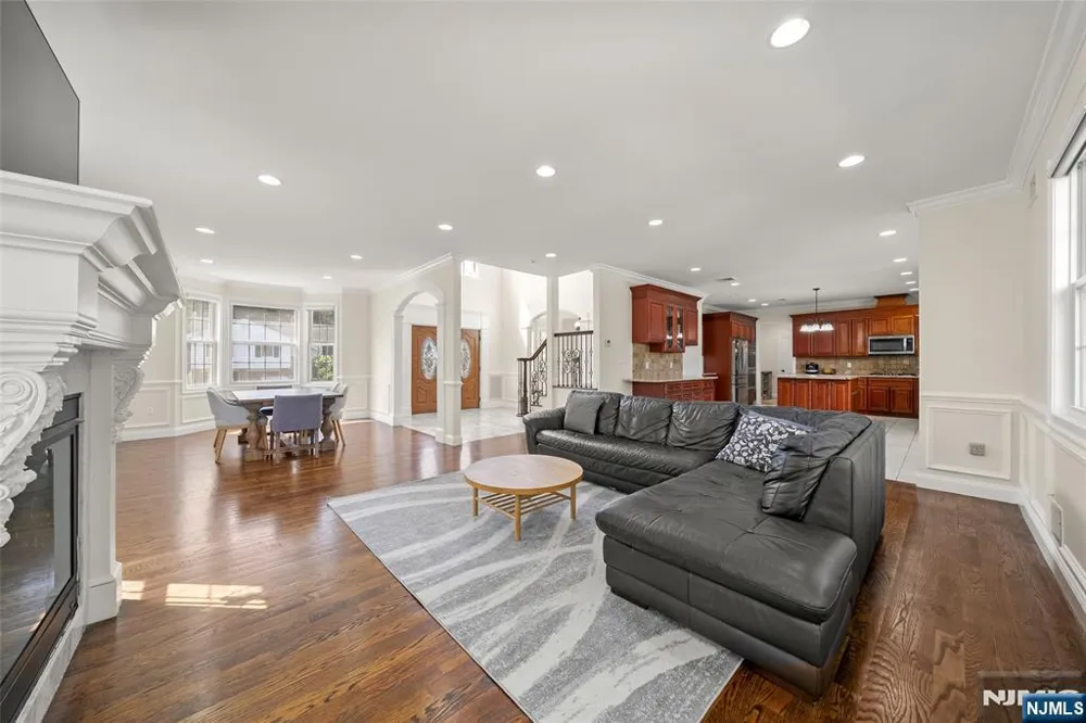 216 Washington Street Northvale, NJ 07647