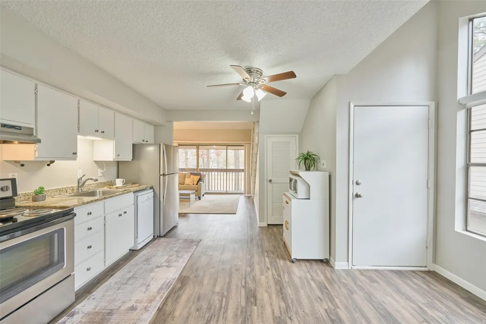 12900 Walden Road #602F Montgomery, TX 77356
