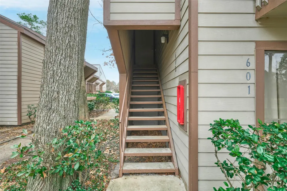 12900 Walden Road #602F Montgomery, TX 77356
