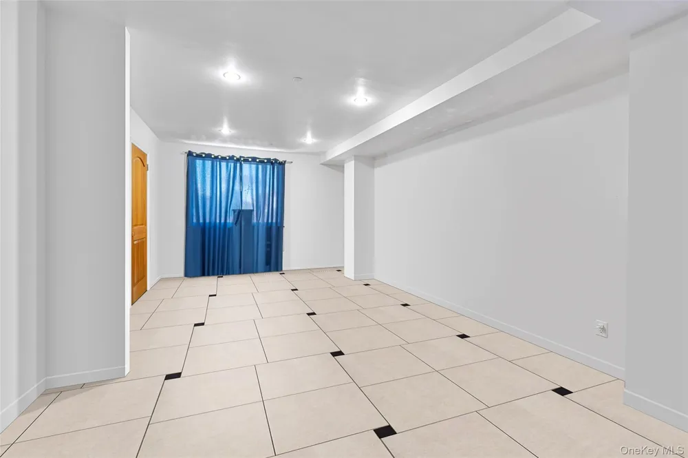 10607 Northern Boulevard #2B Corona, NY 11368