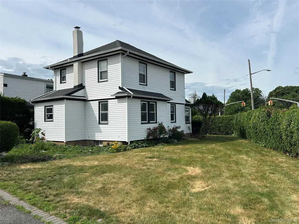 96 California Avenue Hempstead, NY 11550