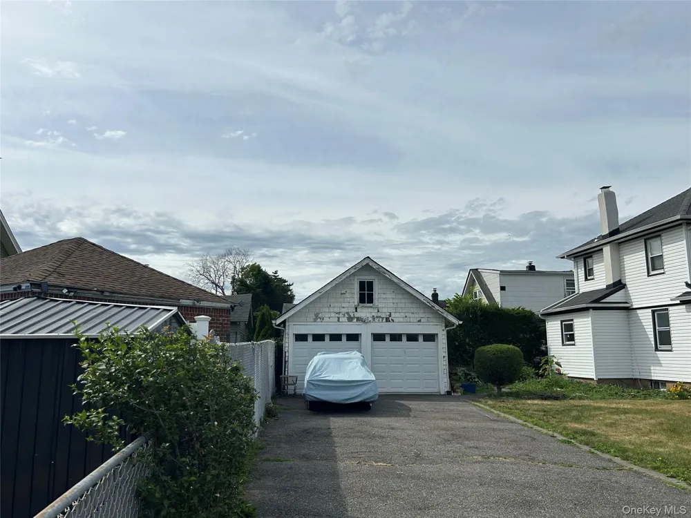 96 California Avenue Hempstead, NY 11550