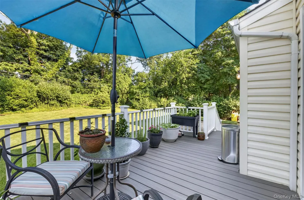 50 Sylvia Lane Plainview, NY 11803