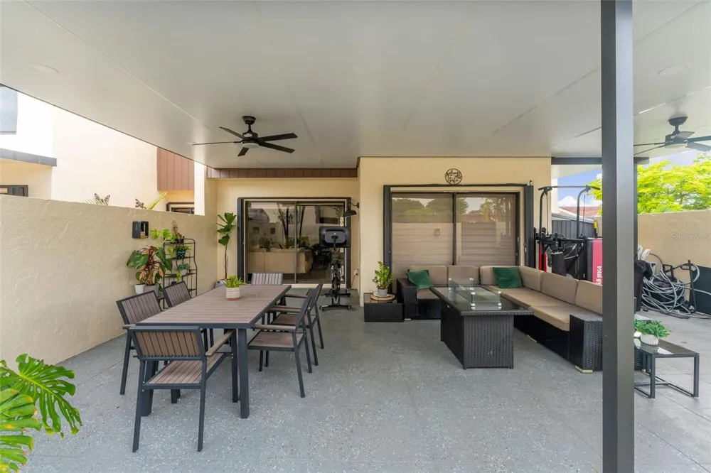 14932 SW 89TH ST Miami, FL 33196