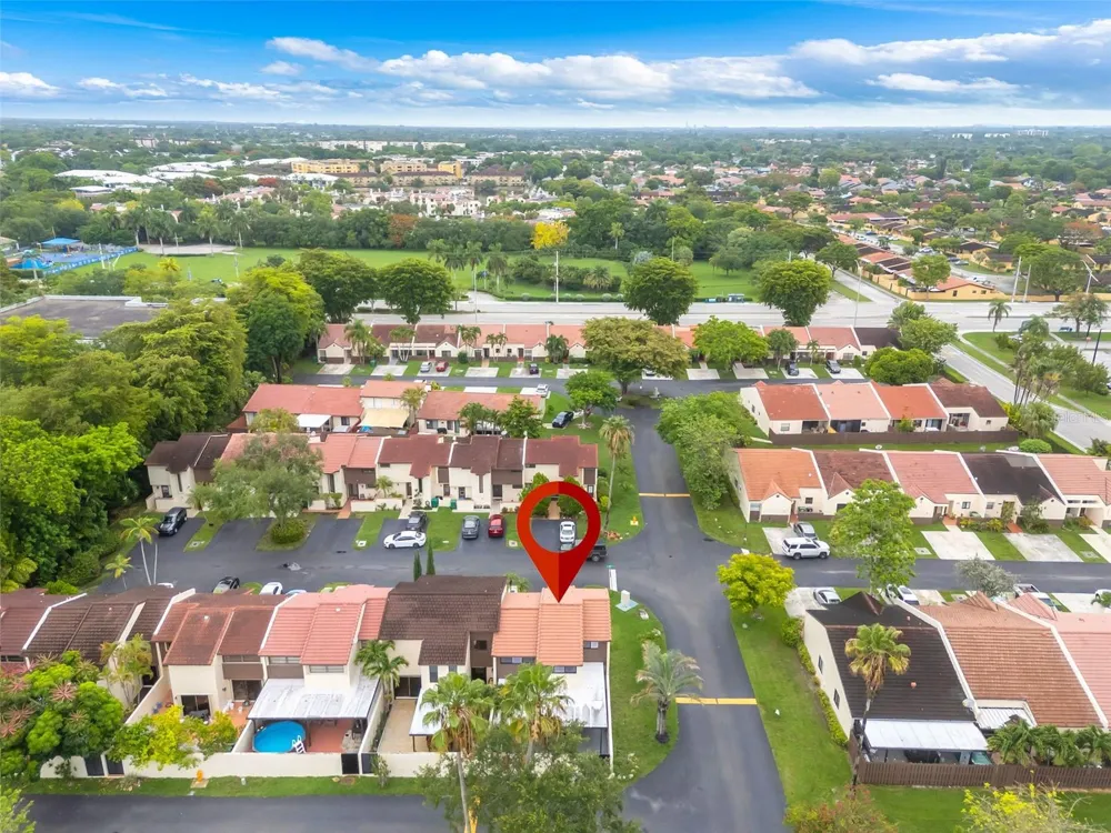 14932 SW 89TH ST Miami, FL 33196