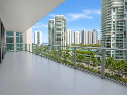 300 Sunny Isles Blvd #4-802