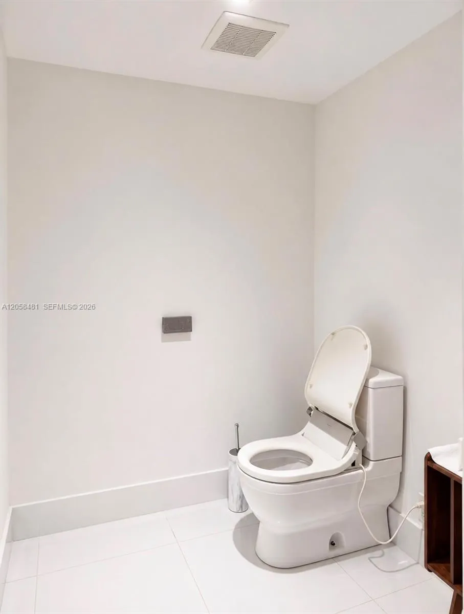 300 Sunny Isles Blvd #4-802 Sunny Isles Beach, FL 33160
