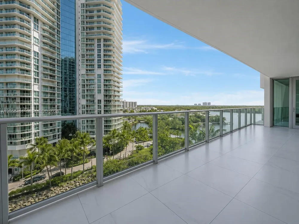 300 Sunny Isles Blvd #4-802 Sunny Isles Beach, FL 33160